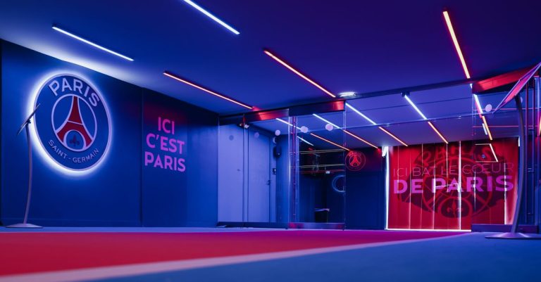 Le PSG jouera avec un maillot floqué « Je suis Paris »