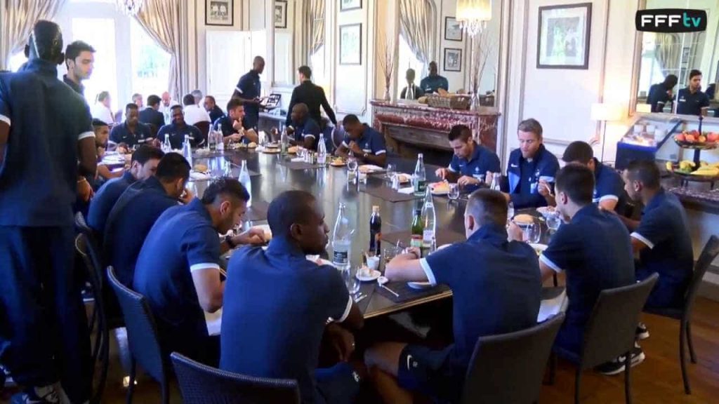 Le défilé de mode des footballeurs français à Clairefontaine !
