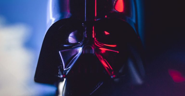 La presse salue le retour de Star Wars au cinéma !