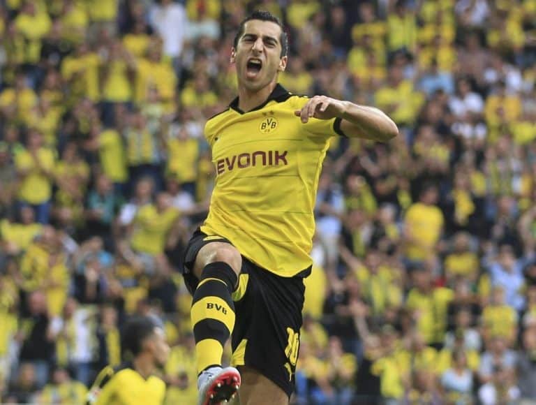 Manchester United : Mkhitaryan arrive !