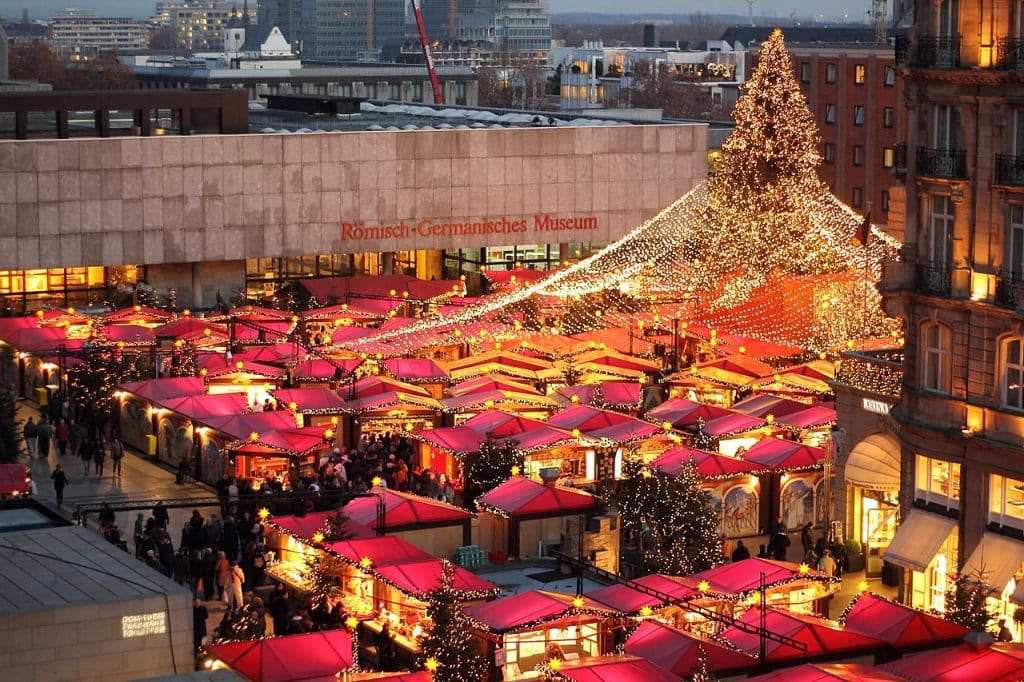 Cologne : le lieu où se croisent Saint-Nicolas et le Père Noël