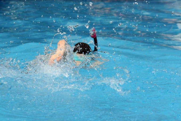 Choisir un casque audio pour la natation
