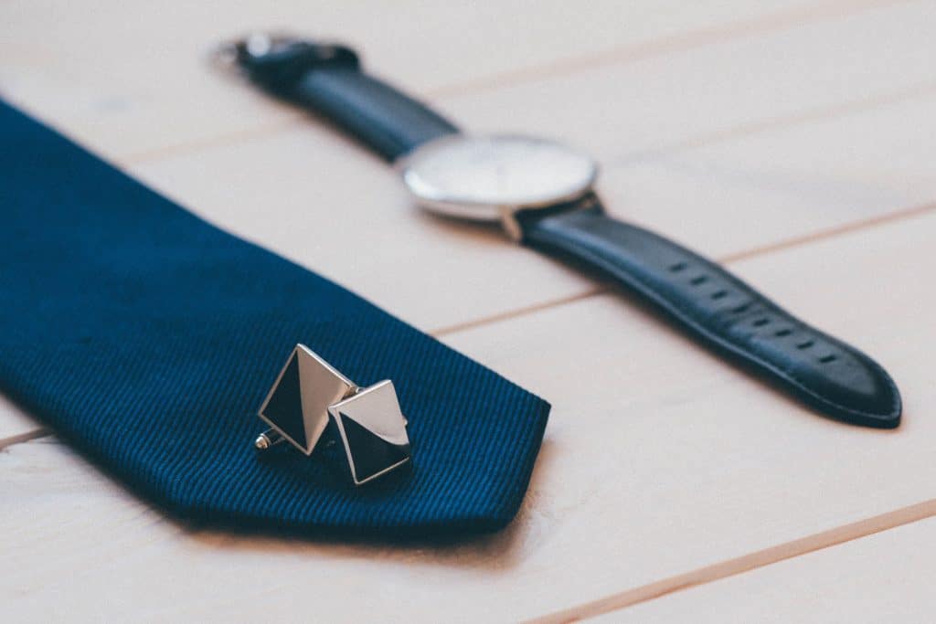 Comment porter le bouton de manchette avec classe ?