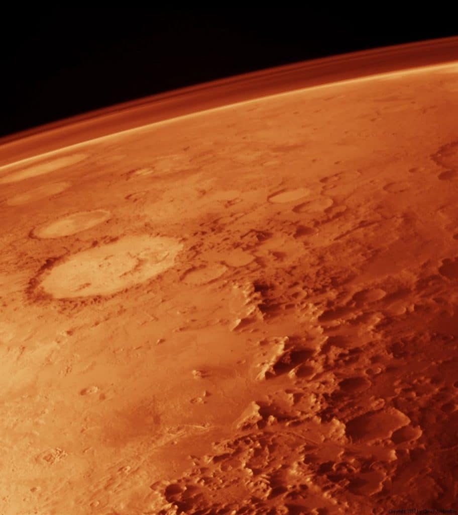 Une vaste étendue d’eau découverte sur Mars
