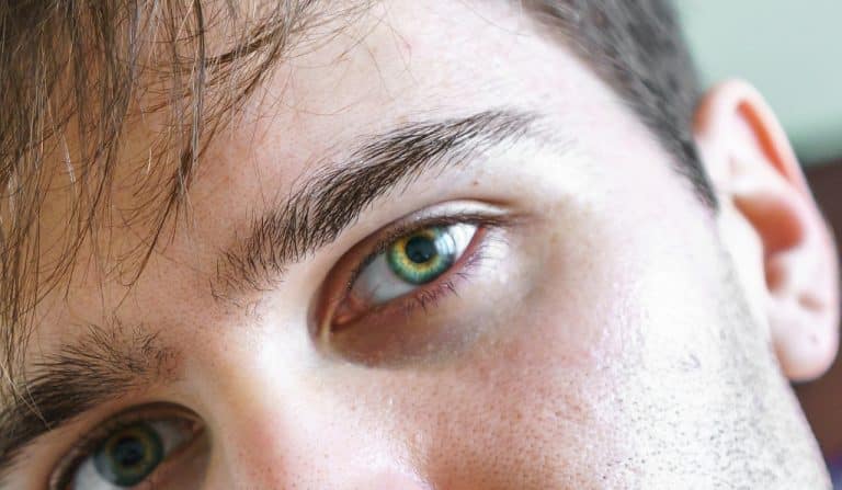 Les yeux : une partie de son corps à surveiller comme n&rsquo;importe quelle autre