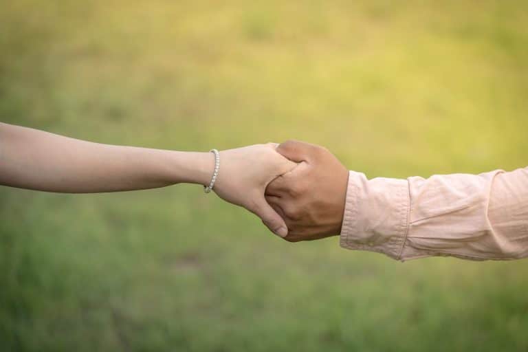 Les hommes de la génération Z ne font pas l’amour et Internet peut être à blâmer
