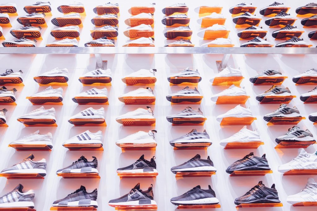 Trois paires de chaussures parfaites pour passer l’automne