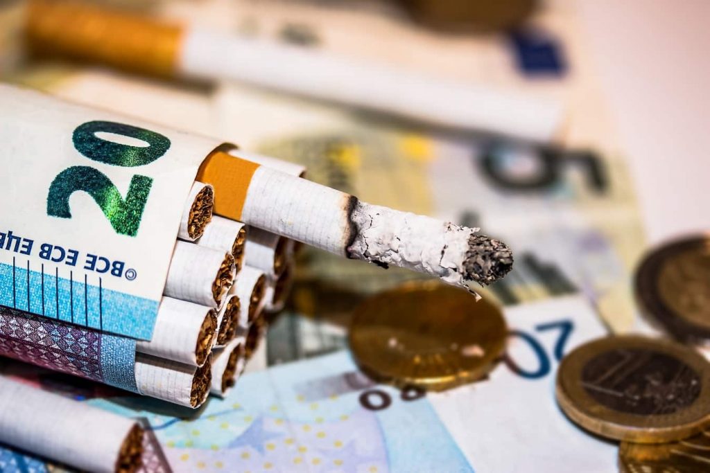 Ciarette électronique vs tabac : lequel est moins dangereux pour la santé ?