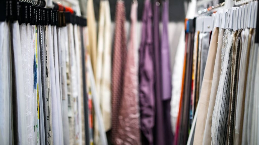 Comment choisir les couleurs des vêtements d’hommes ?