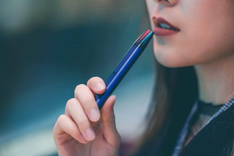 Cigarette électronique, un accessoire de mode ? Les tendances 2020