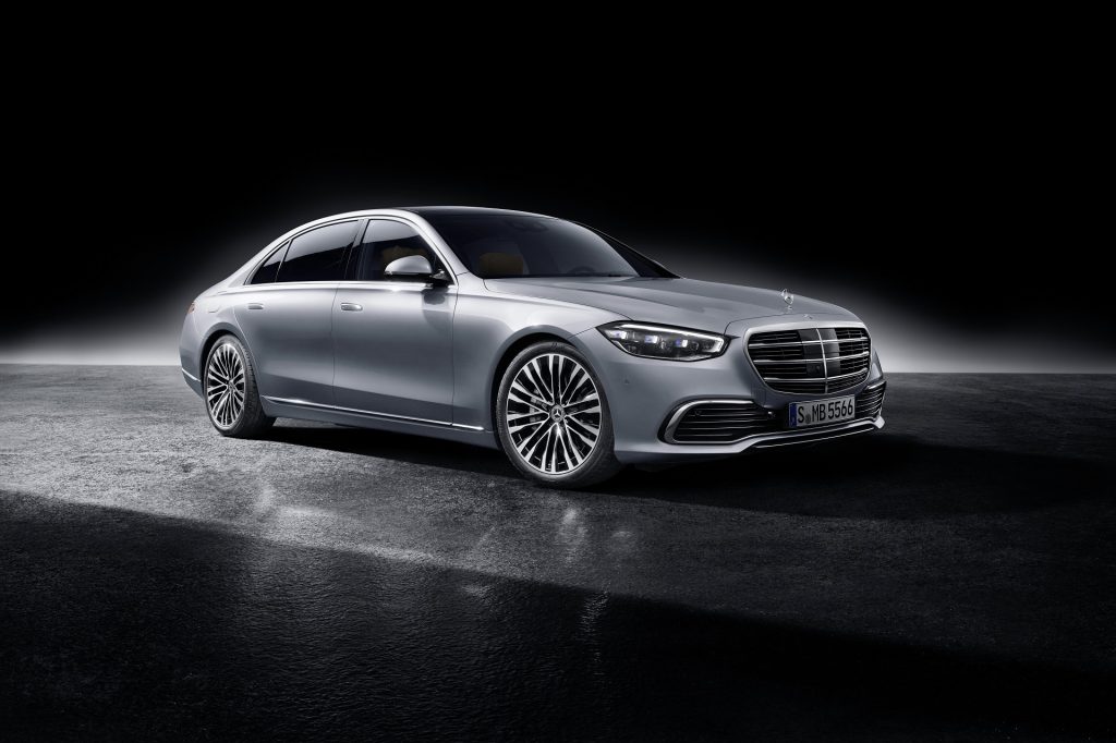 Mercedes Classe S 2020 : l’allemand réinvente le luxe sur route avec une berline de tous les superlatifs