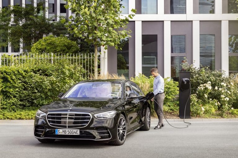Mercedes Classe S 2020 : quelles motorisations pour cette berline grand luxe à 100 000 euros ?