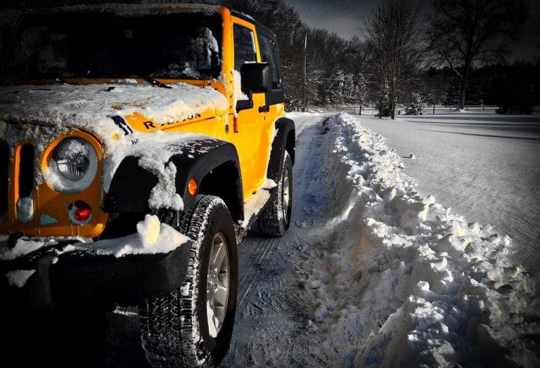 Jeep Wrangler 4xe : l&rsquo;américain prépare une version hybride rechargeable de son tout-terrain
