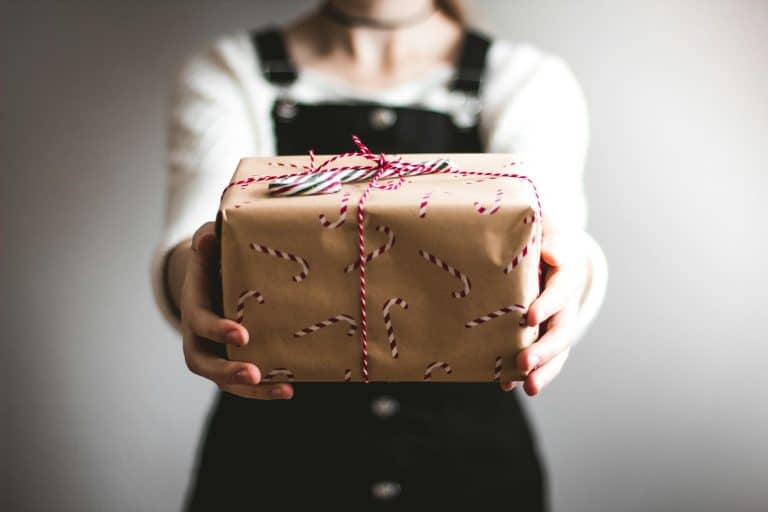 Cadeaux d&rsquo;anniversaire pour homme : 4 idées vers lesquelles se tourner