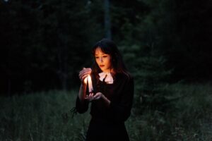 La final girl du slasher, de survivante vertueuse à héroïne subversive